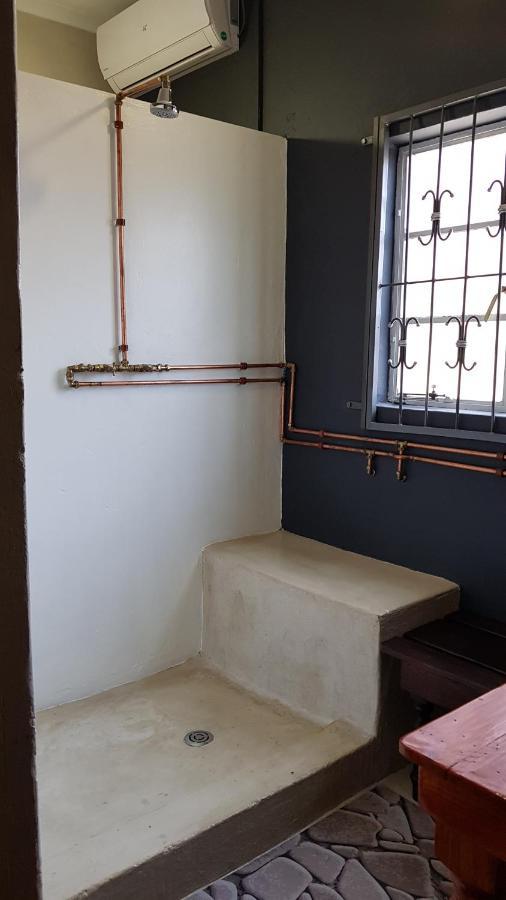 Rustique Paris Guest House 파리스 외부 사진